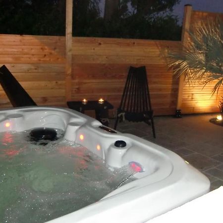 Casa Louise Suites And Spas Privatifs サント・マキシム エクステリア 写真